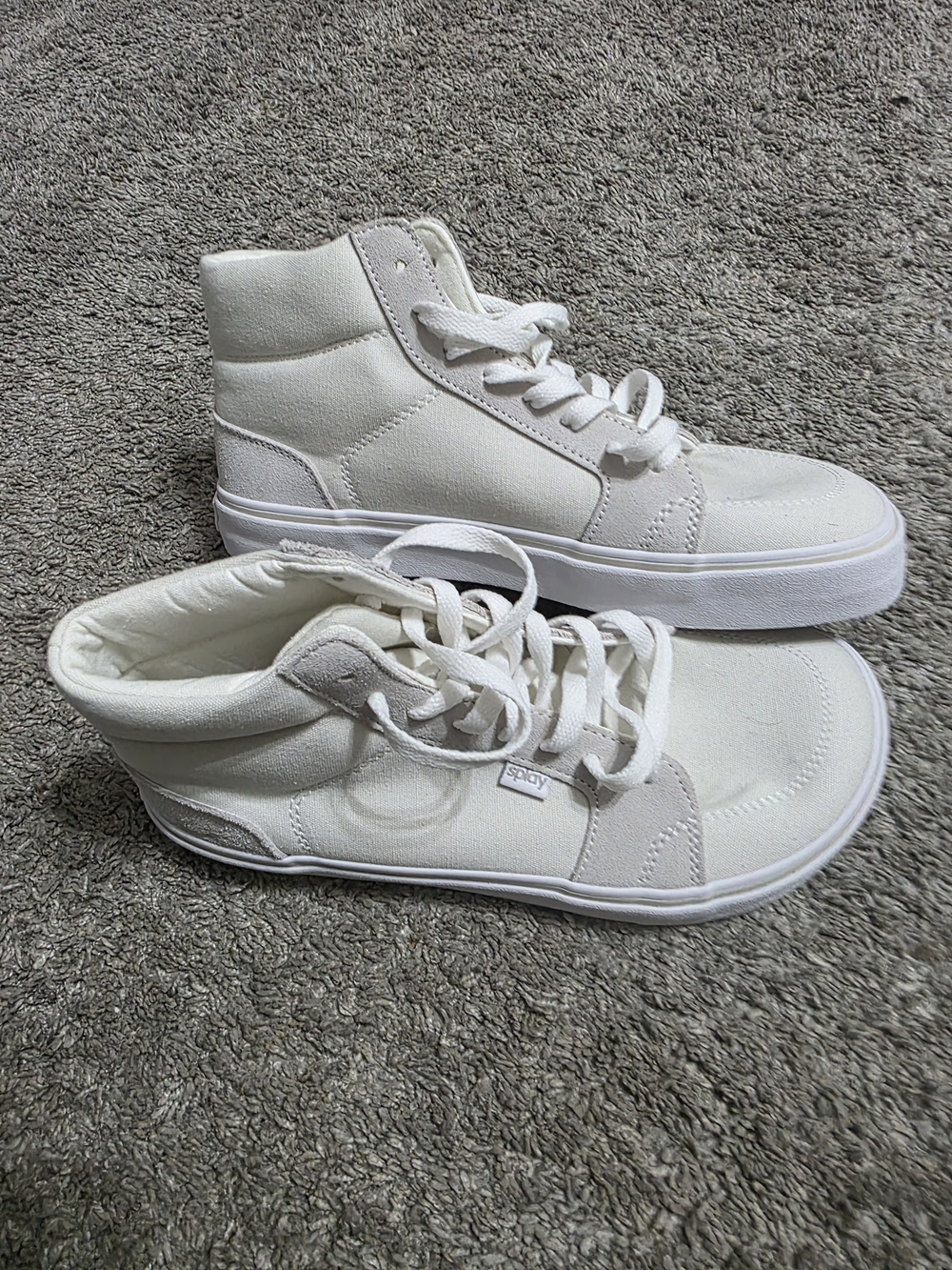 Unisex SPlay High-Top Casual Sneakers in White 7M 9W